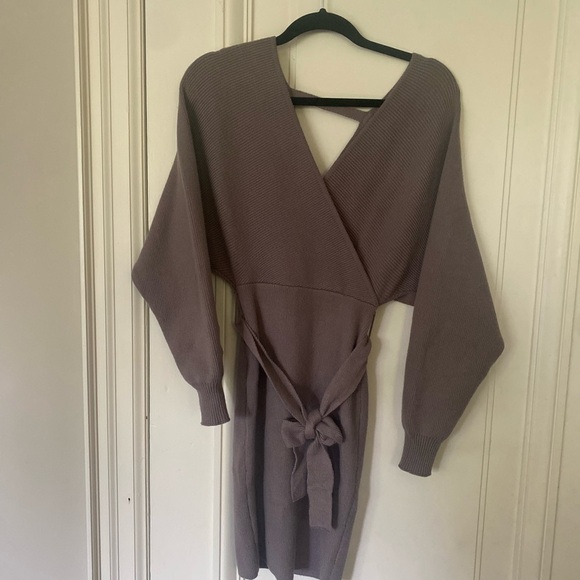 Forever 21 Greyish Sweater Dress - Picture 1 of 3